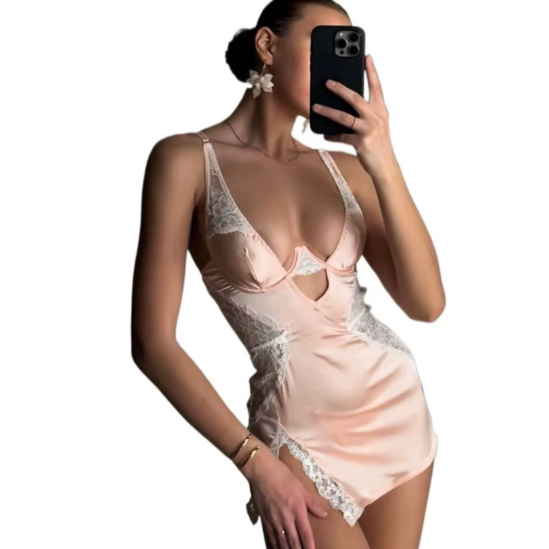Robe de nuit sexy en satin