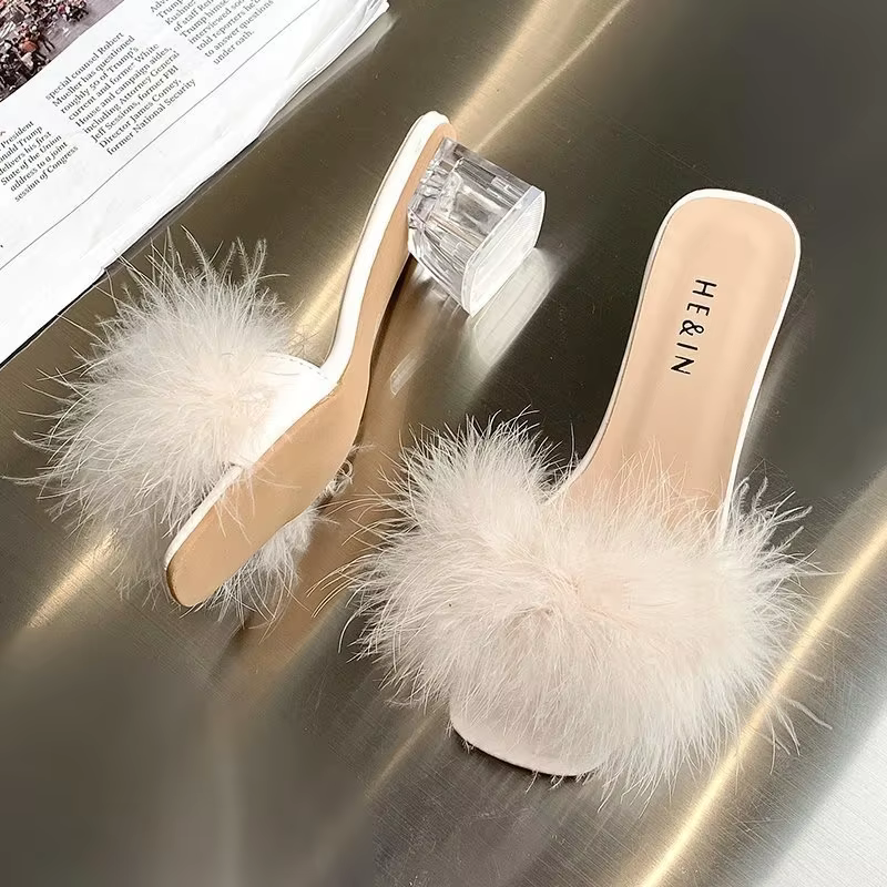 Pantoufles d'été à la mode pour femmes