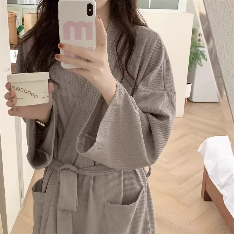 Robe de chambre luxueuse en tissu gaufré : Nouvelle