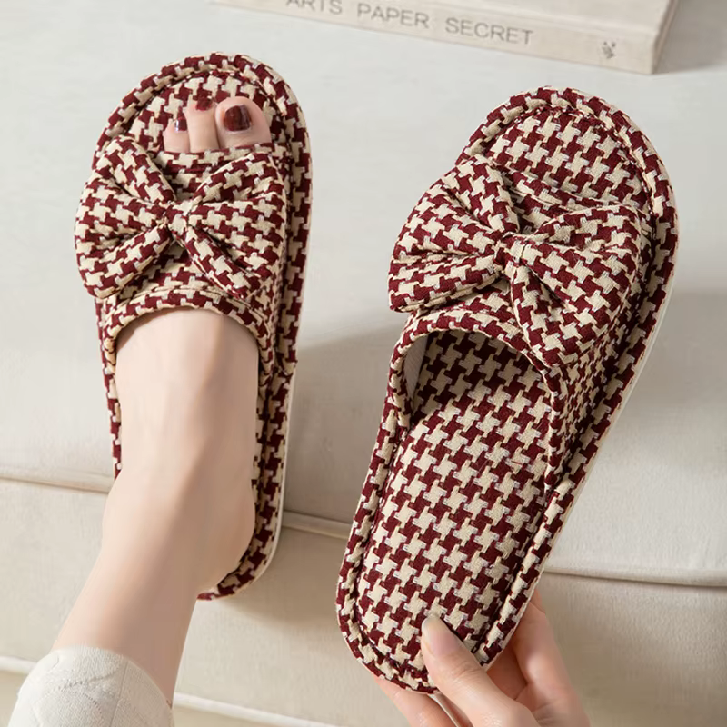 Pantoufles plates pour femmes en chanvre à carreaux