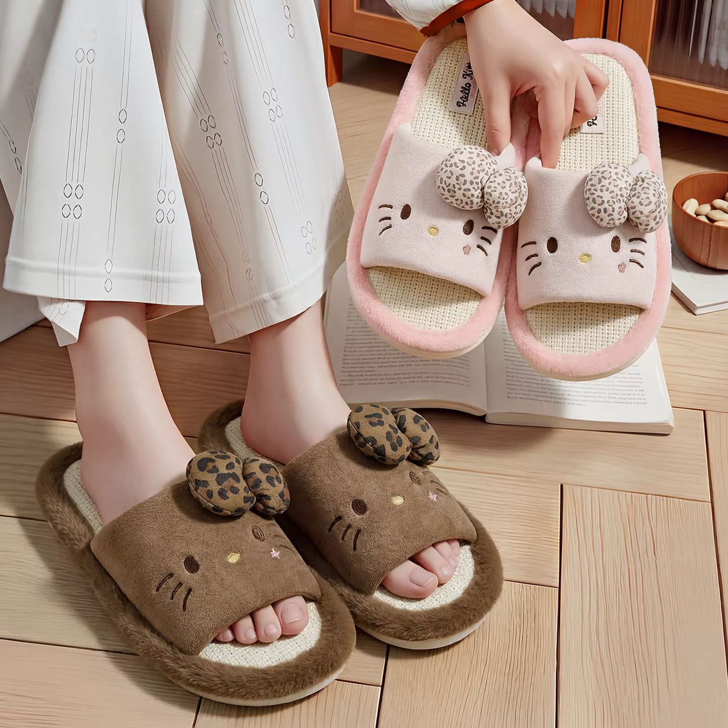 Pantoufles pour femmes Hello Kitty