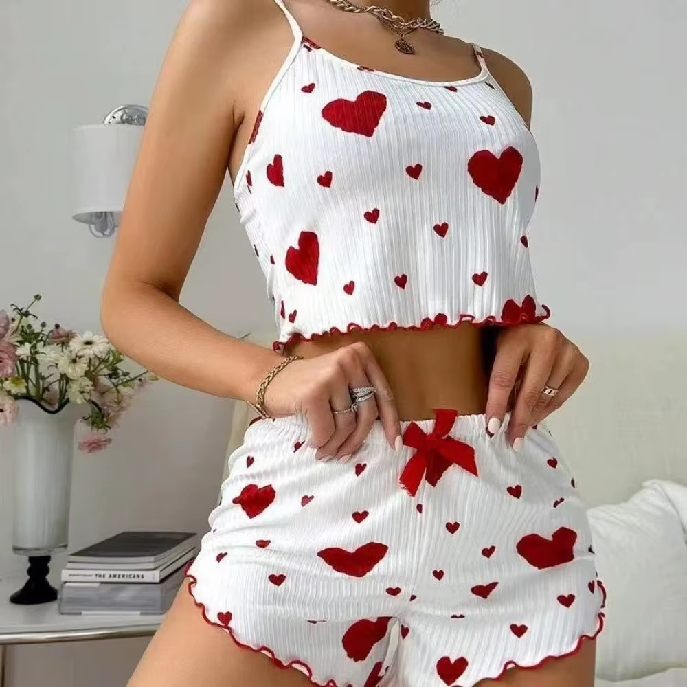 Ensemble de pyjama confortable pour femme avec motif cœur