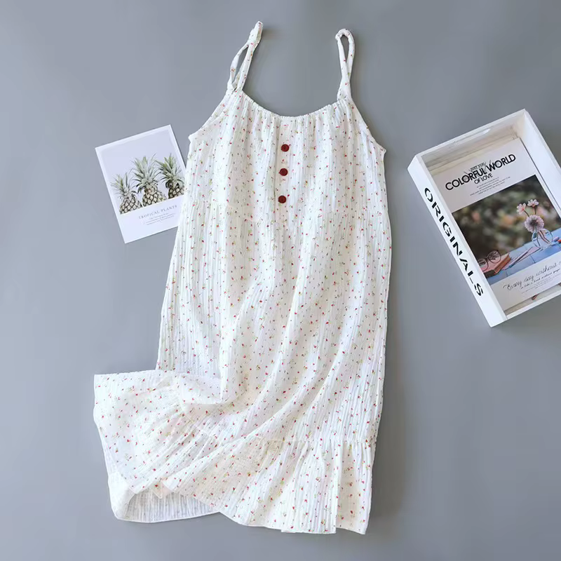 Pyjama en satin pour femme