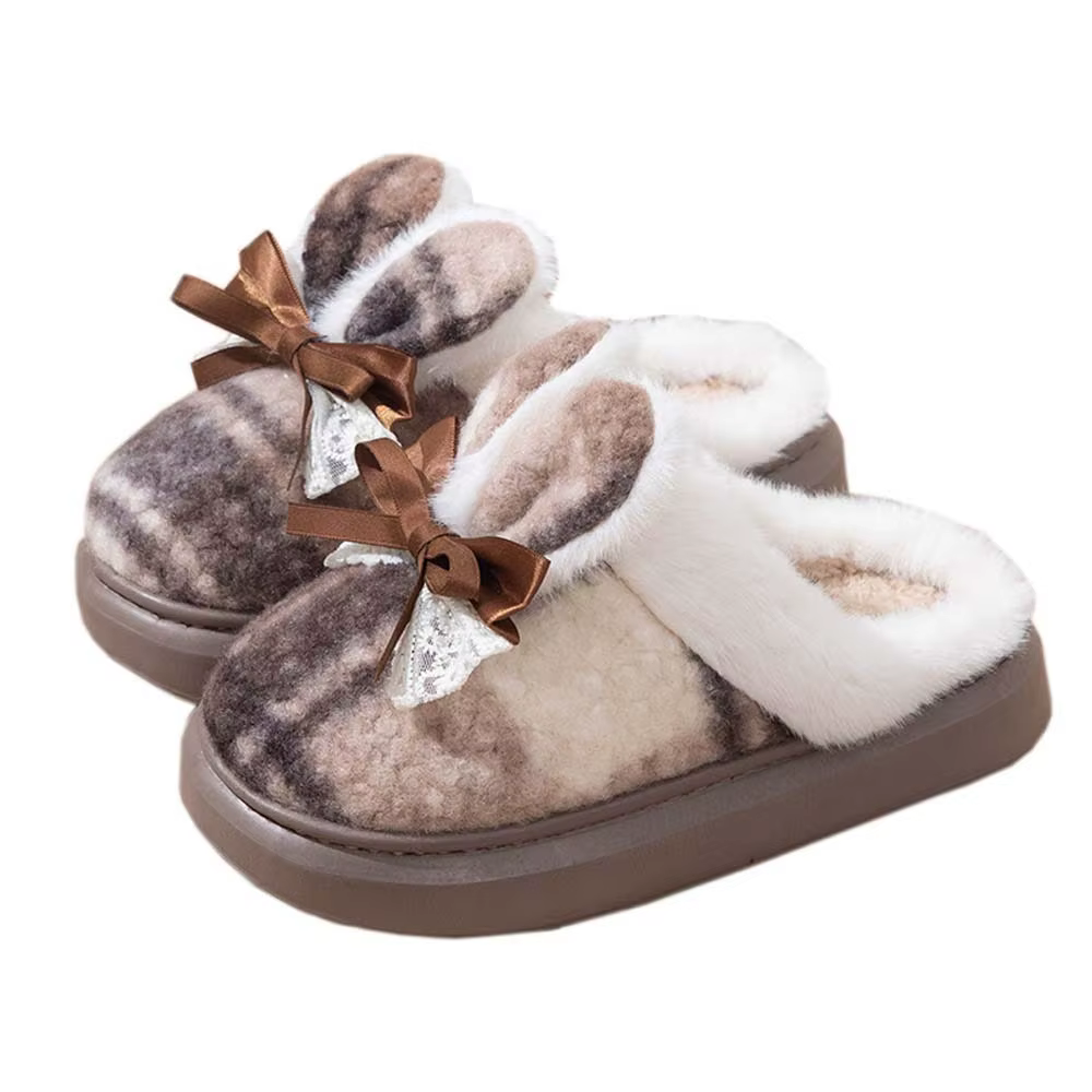 Pantoufles en coton à carreaux doux avec oreilles de lapin