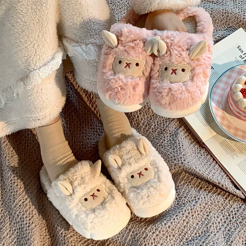 Pantoufles moelleuses en forme de mouton pour hommes et femmes