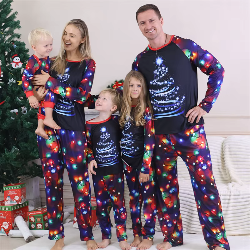 Pyjamas de famille de noël adultes enfants tenues assorties mignon vêtements de nuit amples mère fille père Don bébé
