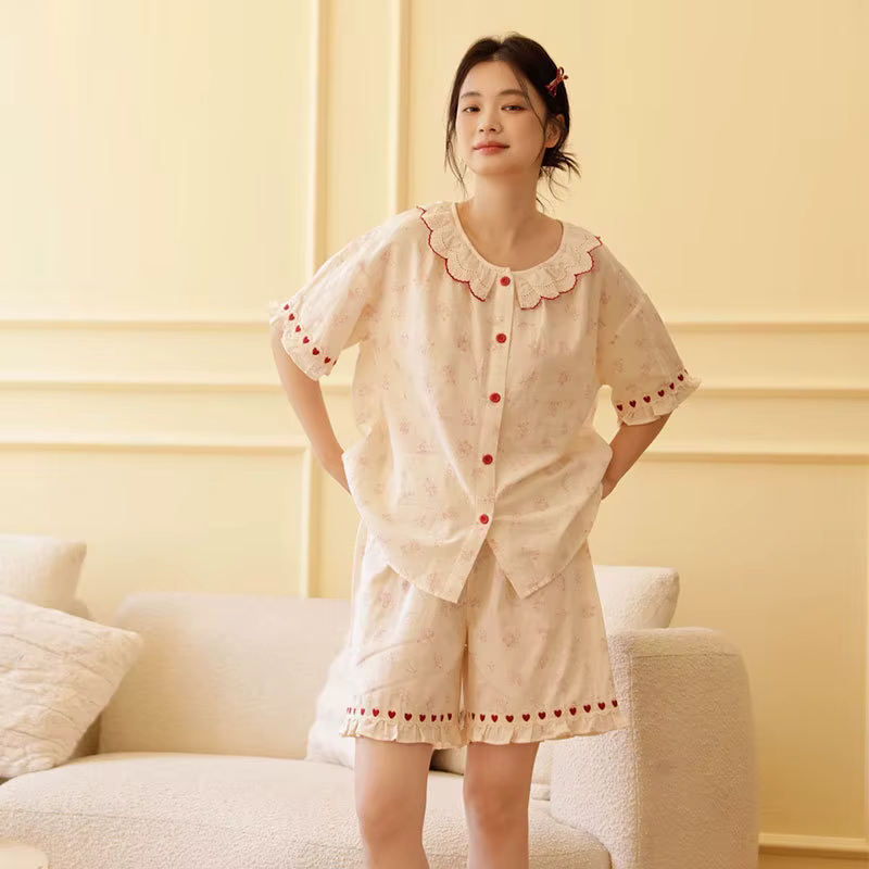 Adorable ensemble de pyjama orné de cœurs rouges | Gaze 100% coton pour femmes