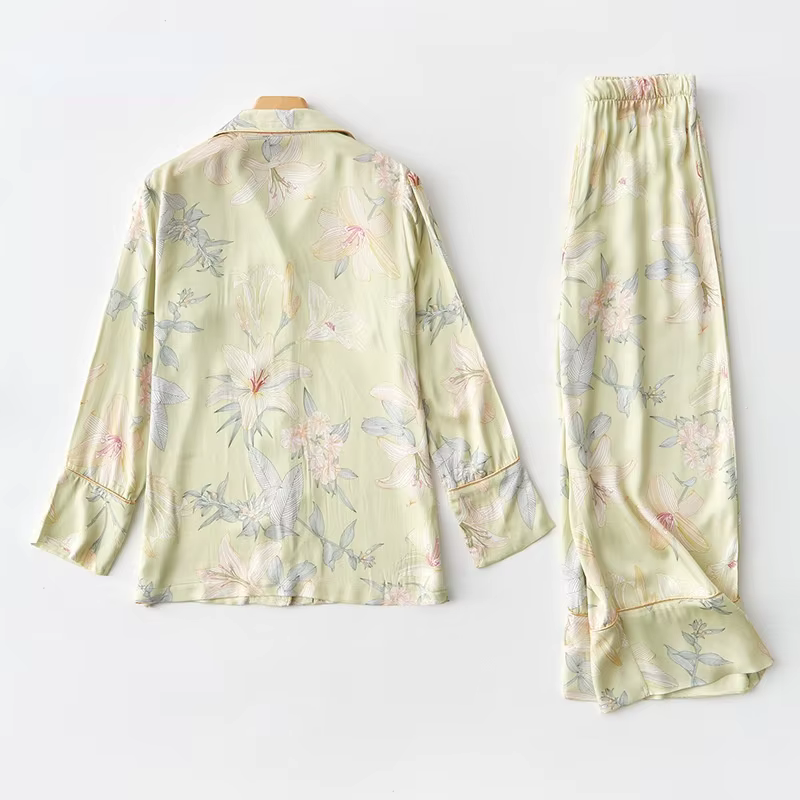 Ensemble pyjama de luxe à fleurs pour femmes