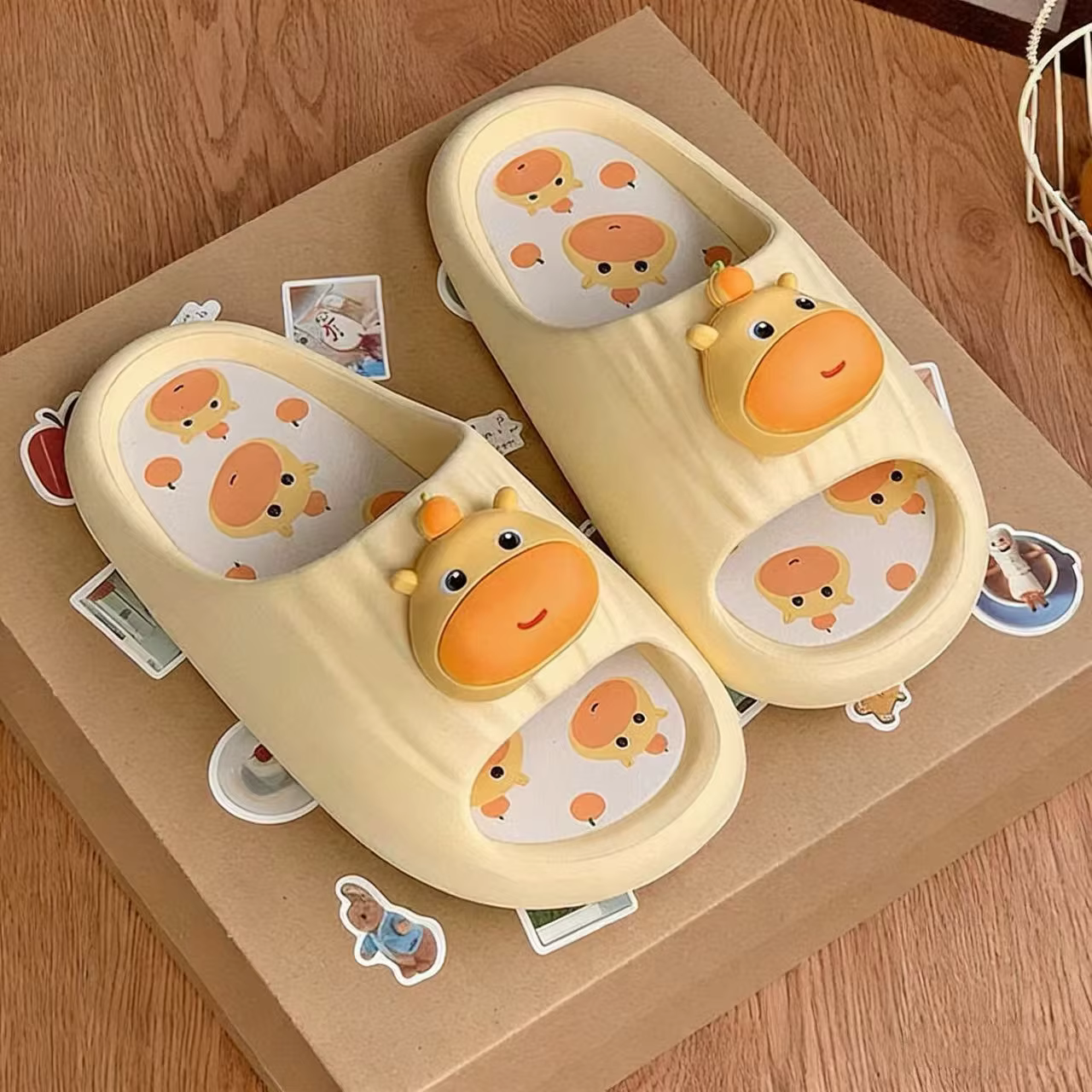 Mignonnes pantoufles antibactériennes d'été pour l'intérieur et l'extérieur