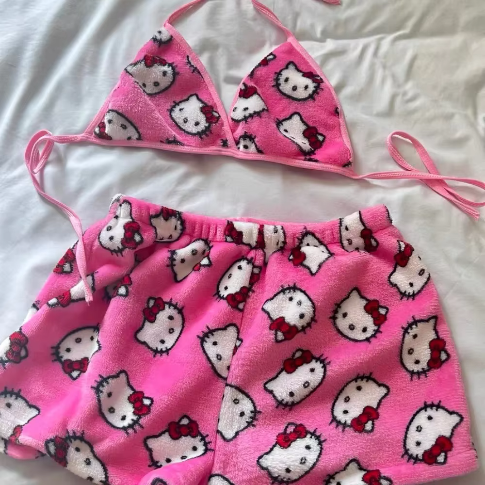 Hello Kitty dames pyjama deux pièces Sanrio Anime Kawaii femmes maison sous-vêtements mignon été maillots de bain soutien-gorge Shorts fille Bikini