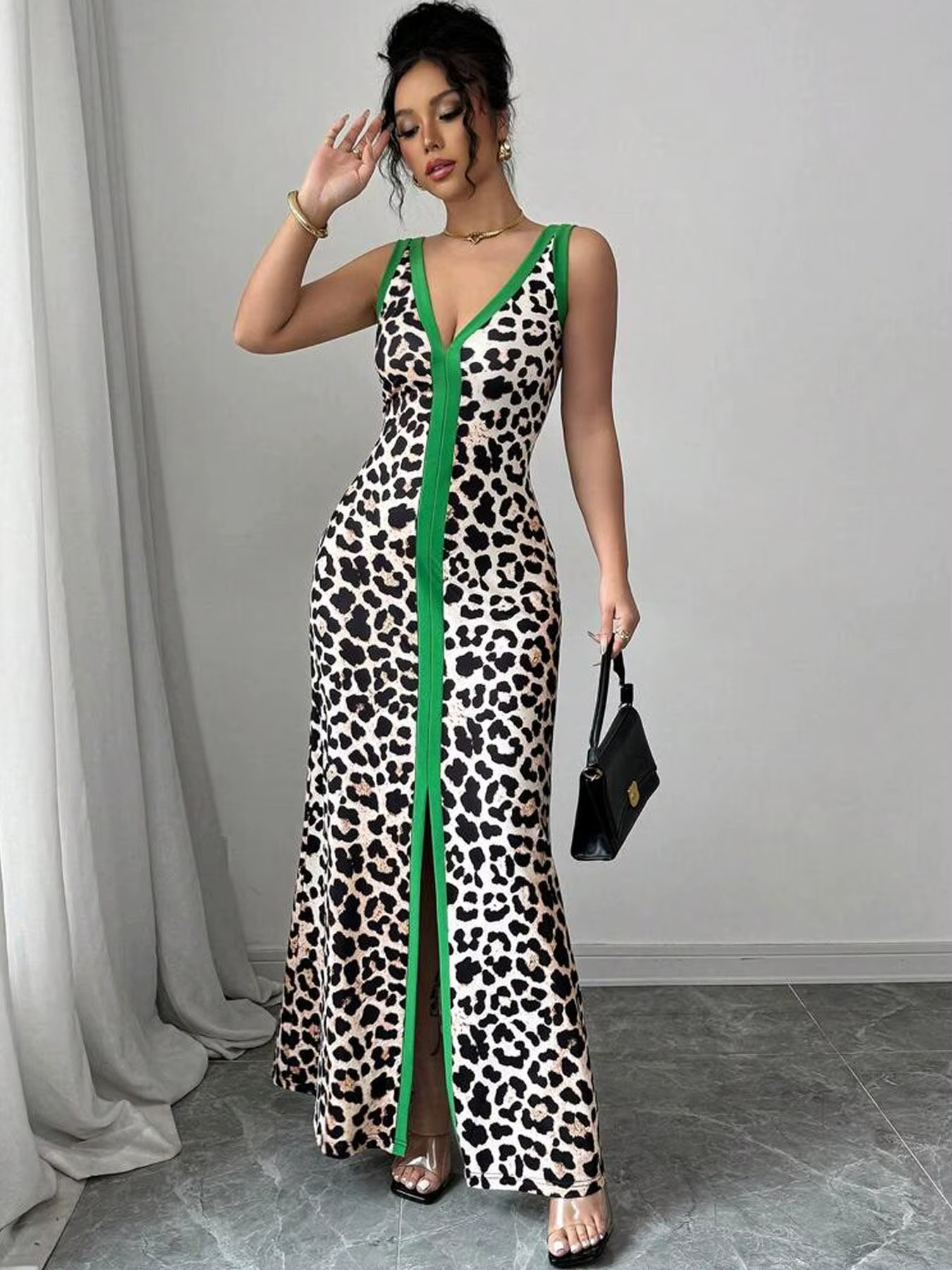 Robe élégante à manches longues pour femmes