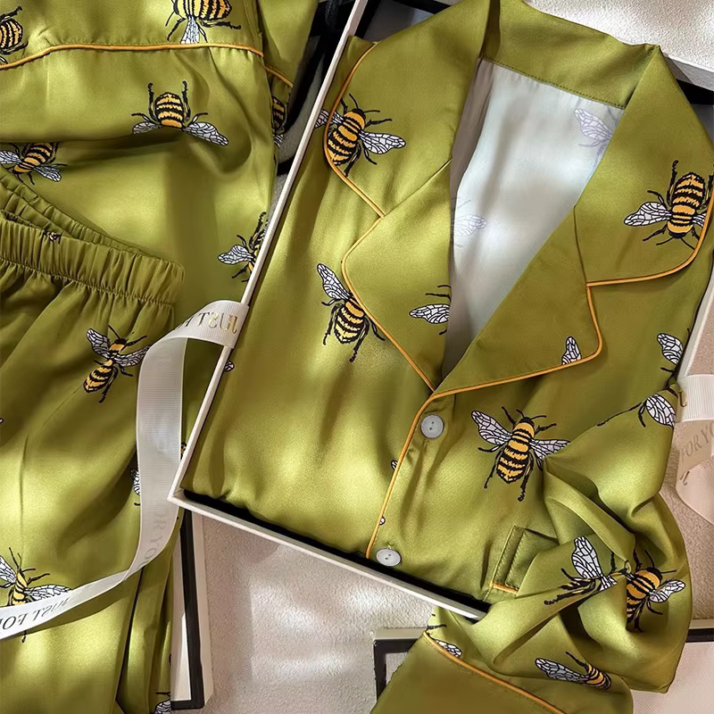 Ensemble de pyjama imprimé à manches longues pour femmes