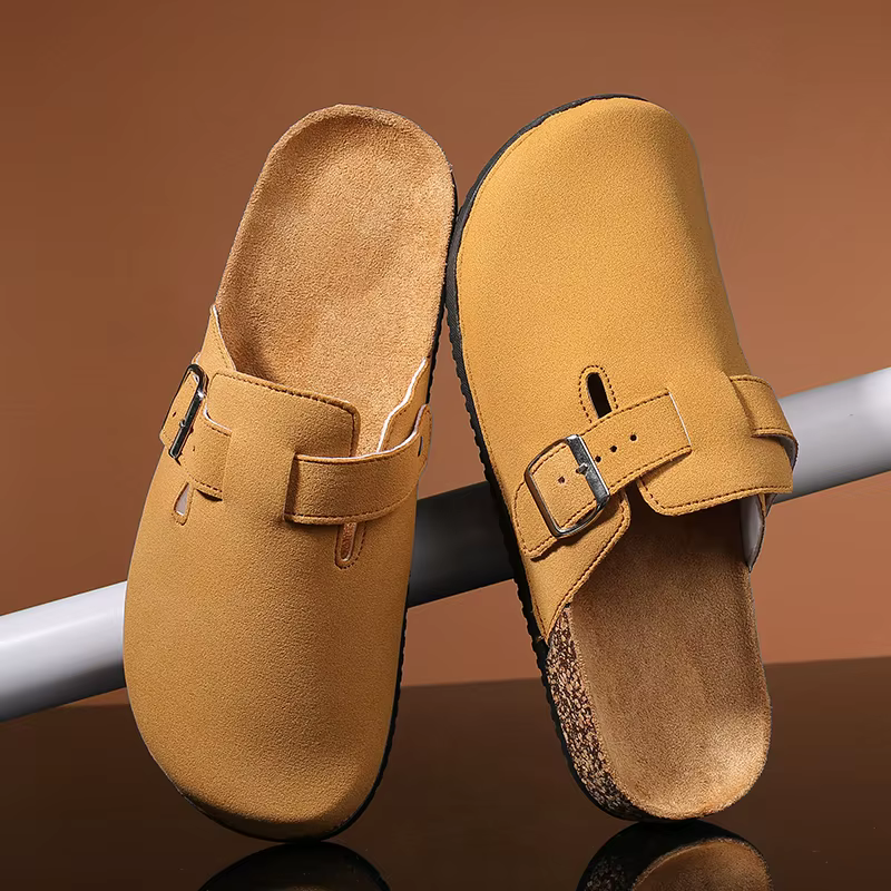 Sabots en daim pour hommes