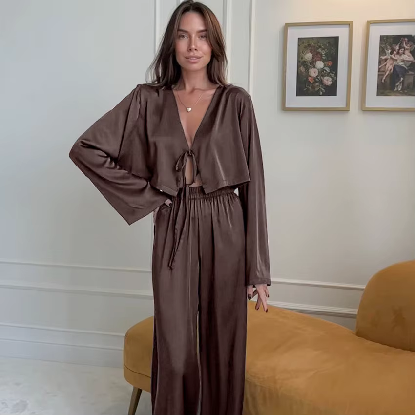 Ensemble pyjama pantalon à manches longues couleur marron