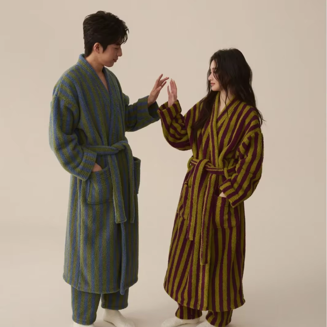 Ensemble de pyjama pantalon et robe de glouton épaissi pour femmes et hommes